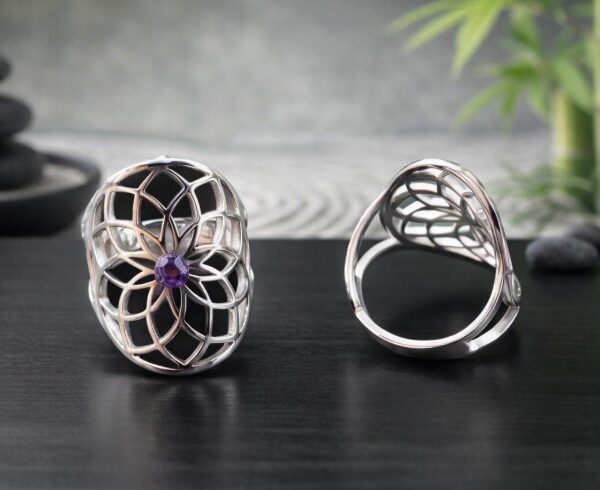 Anillo Flor de la Vida con Amatista Natural