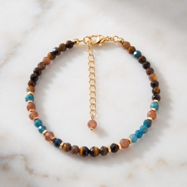 Pulsera de Ojo de Tigre, Apatito Facetado y Baño de Oro de 18k