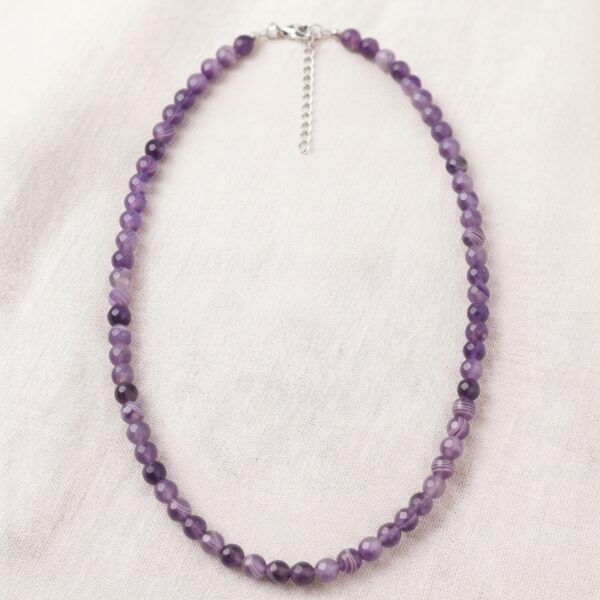 Collar de Ágata Morada Natural con Cierre de Acero