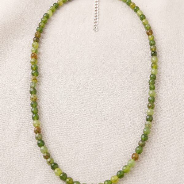 Collar / Gargantilla de Jade Verde Natural con Cierre de Acero